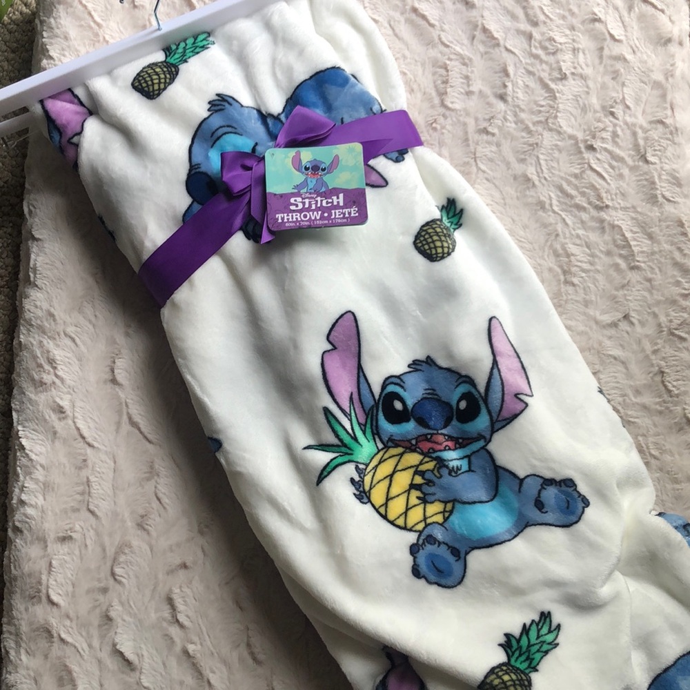 Disney STITCH Plush Throw Blanket